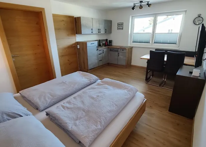 Haus Schartner アパート フラッハウ